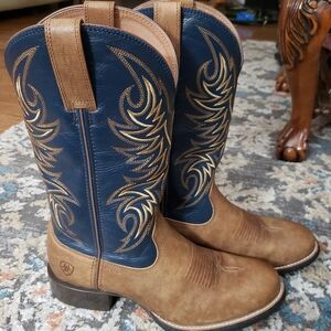 Ariat round toe tan and blue cowboy boots